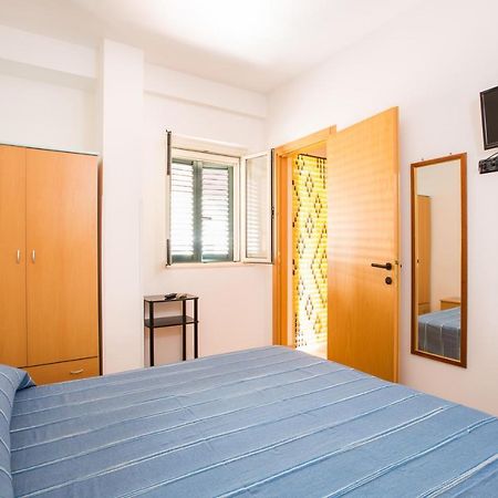 One Love Apartments Lupetto エクステリア 写真